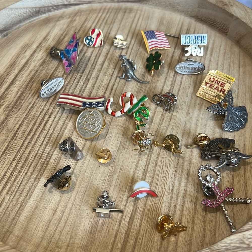 Pin brooch lot bulk wholesale 19